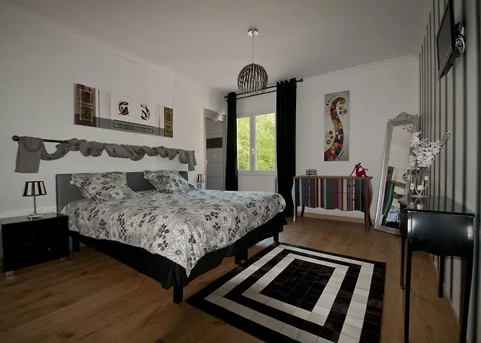 فندق مبيت وإفطار Domaine Esperou *